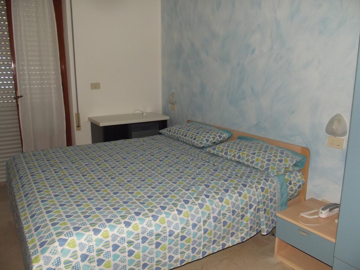 Hotel Sabbia D'Oro Pineto Ngoại thất bức ảnh
